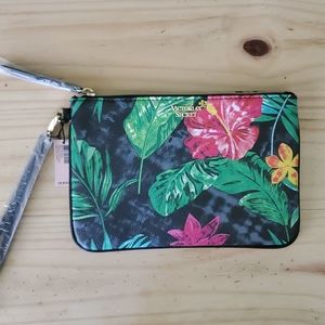 NWT Victoria Secret wristlet bag